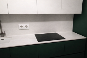 Столешница и фартук для кухни, из кварцевого агломерата Аварус R541 Снега Сибири