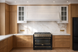 Столешница и фартук для кухни, из кварцевого агломерата Quantra Quartz Pantheon