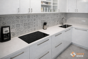 Столешница из кварцевого агломерата Аварус RM543 Пик Эльбруса