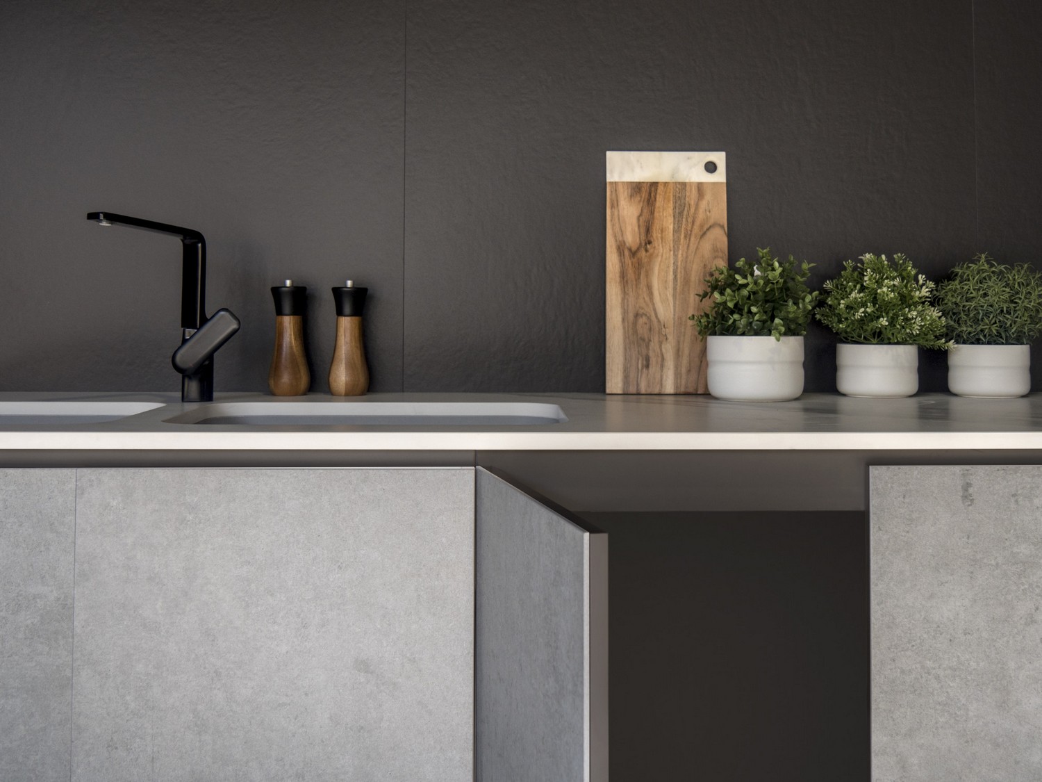 Dekton soke Industrial