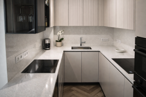 Столешница и фартук для кухни, из кварцевого агломерата Аварус R122 Алмазы Якутии