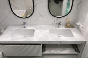 Столешница для ванной из кварцевого агломерата Vicostone Venatino BQ 8660