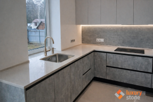 Столешница из кварцевого агломерата Аварус R555 Балтийский берег