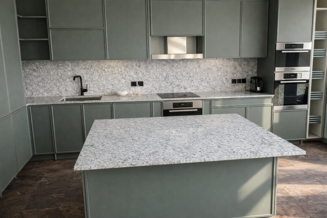 Столешница и фартук для кухни, с островом, из кварцевого агломерата Belenco Pergamon 7353
