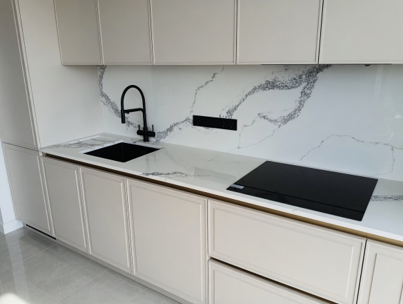 Столешница для кухни, из кварцевого агломерата Aleph Stone А91 Travertino