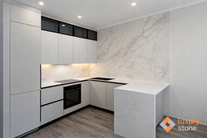 Столешница и остров для кухни, из кварцевого агломерата Аварус R777 Москва Белокаменная