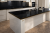 Столешница и фартук для кухни, с островом, из кварцевого агломерата Caesarstone 3100 Jet Black